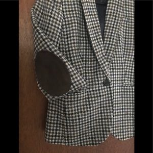 Timeless Tweed blazer, perfect condition worn 1x